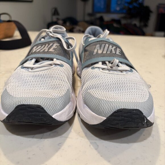 Mens Nikes 9.5 Renew Retaliation 4 - Picture 1 of 4